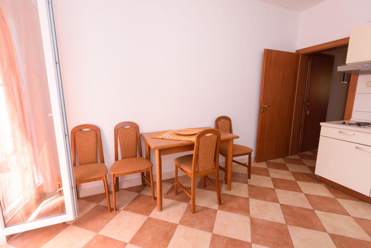 קלק Apartments Zdravko מראה חיצוני תמונה
