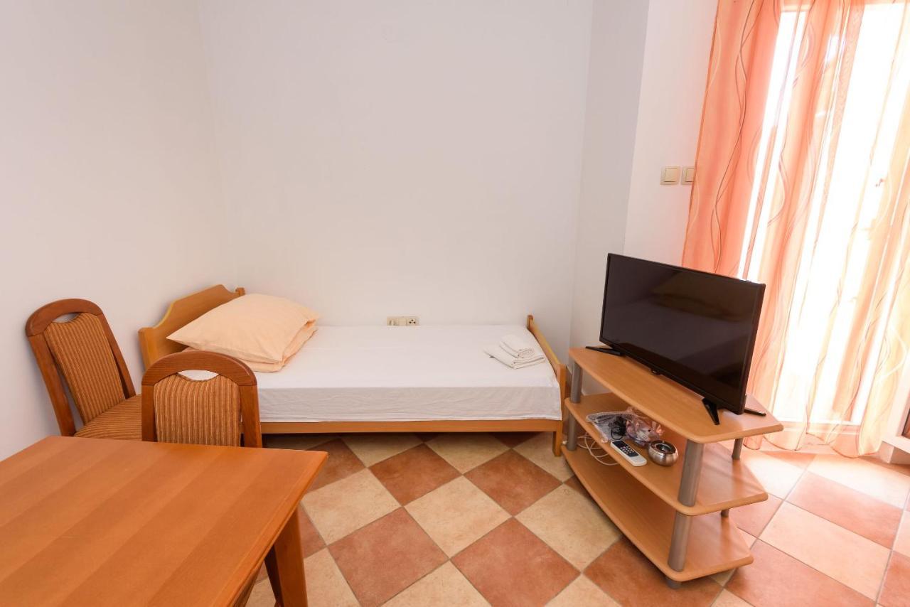 קלק Apartments Zdravko מראה חיצוני תמונה