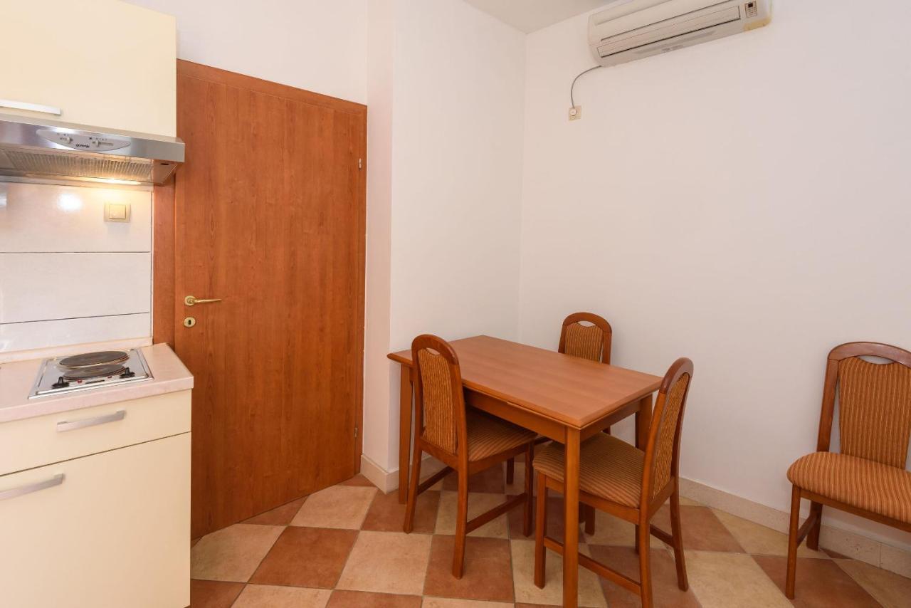 קלק Apartments Zdravko מראה חיצוני תמונה